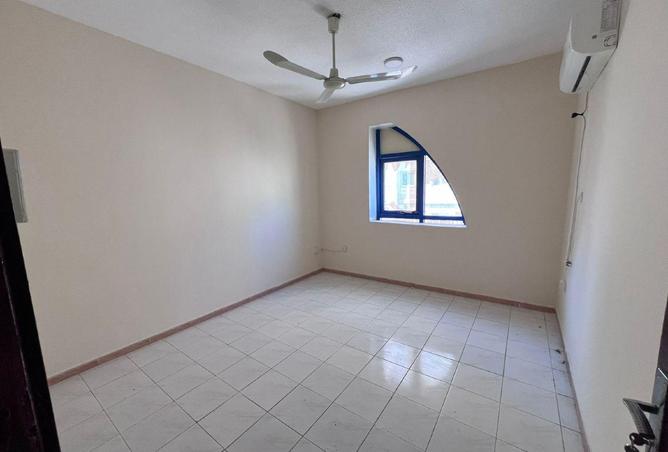 58582308 - Property Image 2