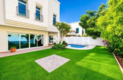 Villa - 4 Bedrooms - 5 Bathrooms for rent in Al Barsha 1 Villas - Al Barsha 1 - Al Barsha - Dubai Villa - 4 Bedrooms - 5 Bathrooms for rent in Al Barsha 1 Villas - Al Barsha 1 - Al Barsha - Dubai