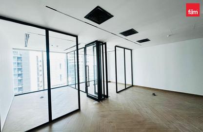 Office Space - Studio - 1 Bathroom for rent in The Binary Tower - Business Bay - Dubai