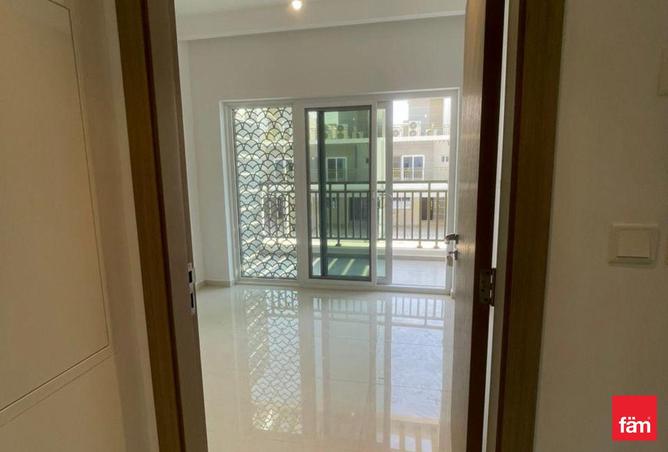 73841548 - Property Image 3