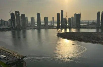 Apartment - 3 Bedrooms - 3 Bathrooms for rent in Al Khan Corniche - Al Khan - Sharjah