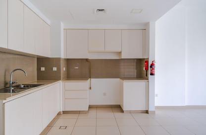 Apartment - 2 - 2 for sale in Hayat Boulevard 1B - Hayat Boulevard 1 - Hayat Boulevard - Town Square - Dubai