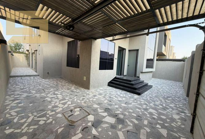 145050765 - Property Image 2