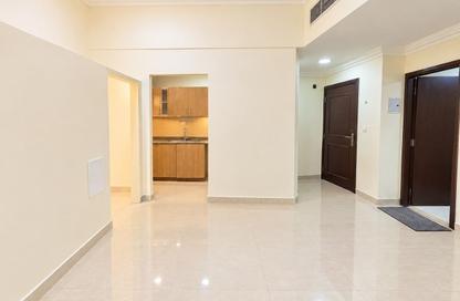 Apartment - Studio - 1 for rent in Fire Station Road - Muwaileh - Sharjah Apartment - Studio - 1 for rent in Fire Station Road - Muwaileh - Sharjah