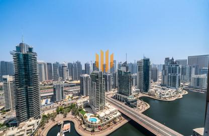 Apartment - 3 Bedrooms - 4 Bathrooms for rent in No.9 - Dubai Marina - Dubai