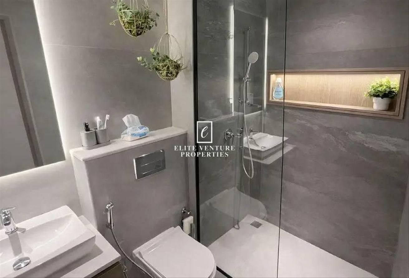 MODERN 1-BHK | FULLY FURNISHED | COMMUNITY VIEW photo 8