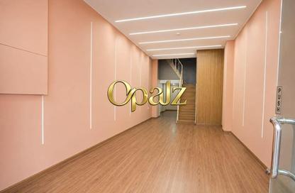 Shop - Studio for rent in Abdul Rahim Al Zarooni Building - Al Souk Al Kabeer - Bur Dubai - Dubai