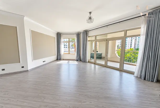 156100701 - Property Image 2