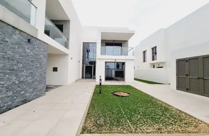 Villa - 4 Bedrooms - 5 Bathrooms for sale in Redwoods - Yas Acres - Yas Island - Abu Dhabi