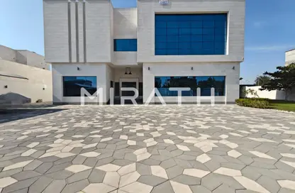 Villa - 5 Bedrooms - 6 Bathrooms for rent in Nad Al Sheba 4 - Nad Al Sheba - Dubai