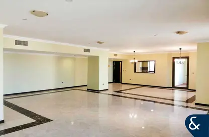 Apartment - 4 Bedrooms - 4 Bathrooms for rent in Murjan 3 - Murjan - Jumeirah Beach Residence - Dubai