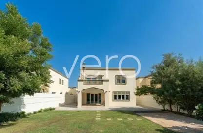 Villa - 3 Bedrooms - 4 Bathrooms for rent in District 7 - Jumeirah Park - Dubai