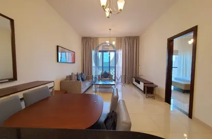 شقة - غرفة نوم - 2 حمامات للايجار في الجداف - دبي