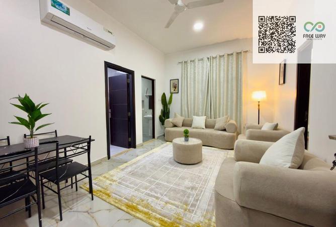 82813379 - Property Image 2