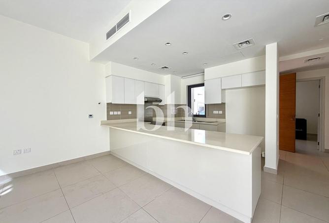 73165969 - Property Image 3