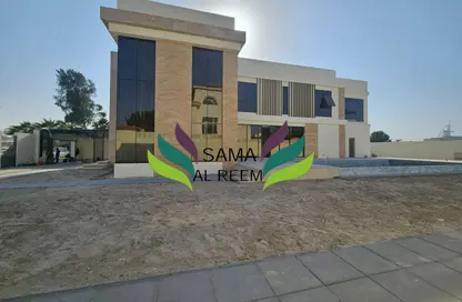 Villa - 5 Bedrooms - 6 Bathrooms for rent in Umm Suqeim 2 Villas - Umm Suqeim 2 - Umm Suqeim - Dubai Villa - 5 Bedrooms - 6 Bathrooms for rent in Umm Suqeim 2 Villas - Umm Suqeim 2 - Umm Suqeim - Dubai