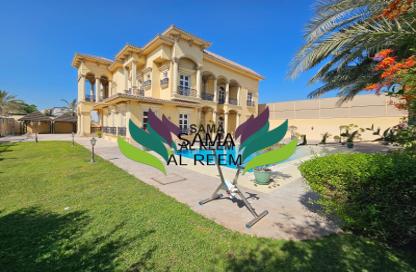Villa - 4 - 6 for rent in Al Safa 2 Villas - Al Safa 2 - Al Safa - Dubai