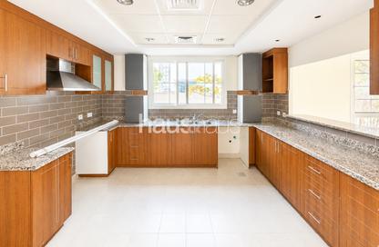 Villa - 5 Bedrooms - 6 Bathrooms for rent in Rahat - Mudon - Dubai
