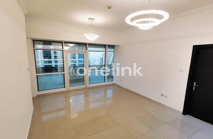 Apartment - 1 - 2 for rent in Lake City Tower - JLT Cluster D - Jumeirah Lake Towers - Dubai