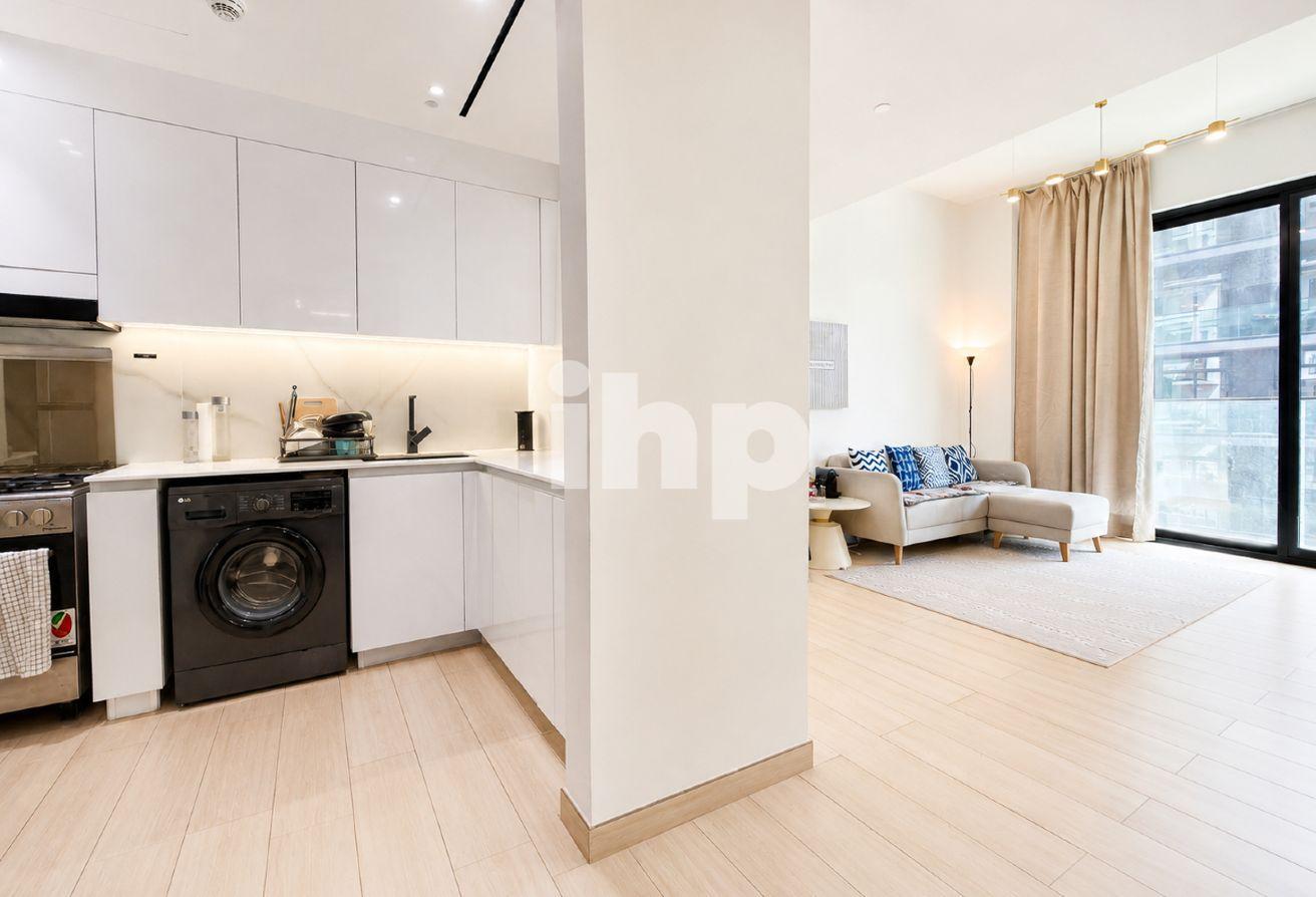 Spacious & Modern| Premium Finishes|Move in Ready photo 7