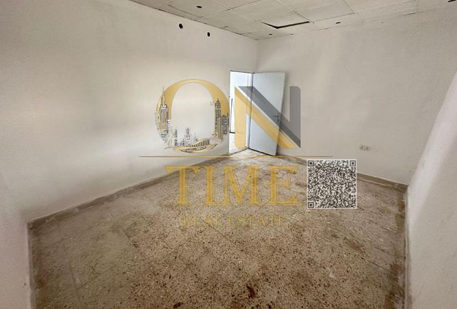103701712 - Property Image 3