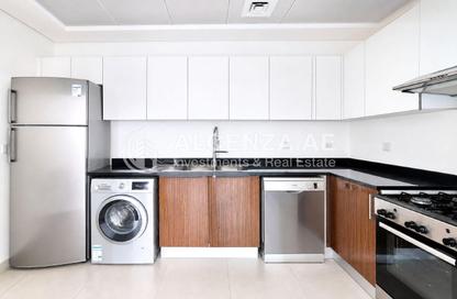 Apartment - 2 - 3 for rent in Marina Arcade Tower - Dubai Marina - Dubai