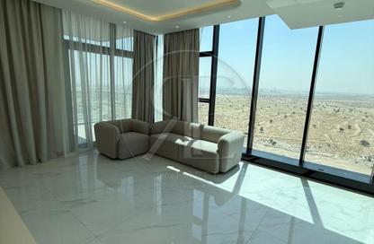 شقة - 2 غرف نوم - 2 حمامات للايجار في سكاي هيلز ريزيدنسز 2 - سكاي هيلز ريسيدنزيس - حديقة دبي العلميه - دبي