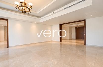 Apartment - 4 - 5 for rent in Marina Residences 1 - Marina Residences - Palm Jumeirah - Dubai