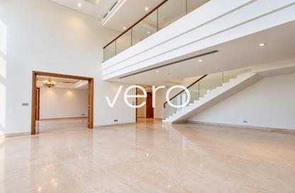 Apartment - 4 - 5 for rent in Marina Residences 1 - Marina Residences - Palm Jumeirah - Dubai