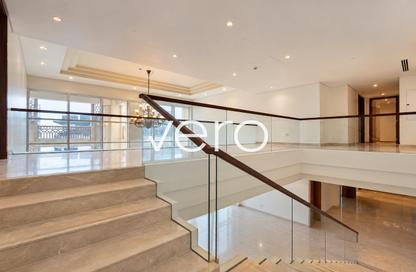 Apartment - 4 - 5 for rent in Marina Residences 1 - Marina Residences - Palm Jumeirah - Dubai