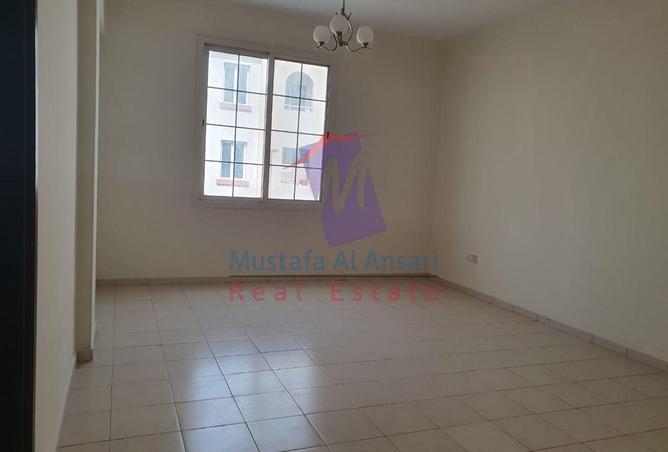 One Bedroom For Rent in England Cluster photo 3