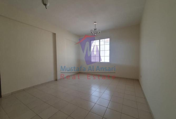 One Bedroom For Rent in England Cluster photo 2