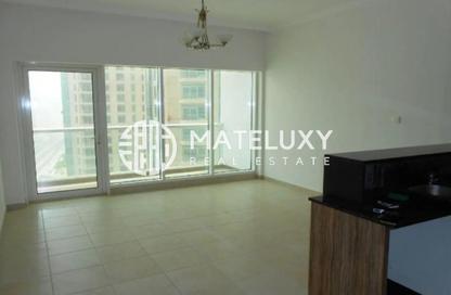 Apartment - Studio - 1 Bathroom for rent in Burj Al Nujoom - Downtown Dubai - Dubai