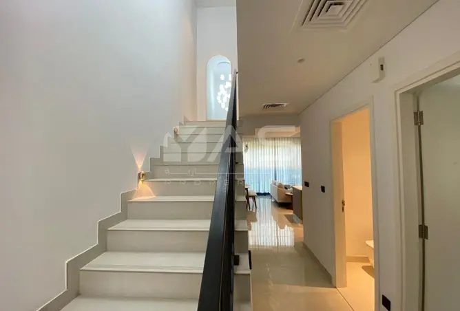 138748857 - Property Image 2