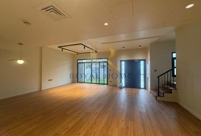 Fully Refurbished Townhouse Style|Quality Redesign