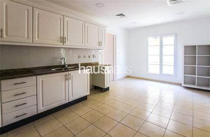 Villa - 3 - 3 for sale in Deema 4 - Deema - The Lakes - Dubai