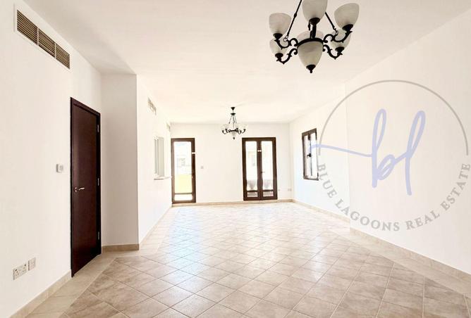 83668796 - Property Image 3