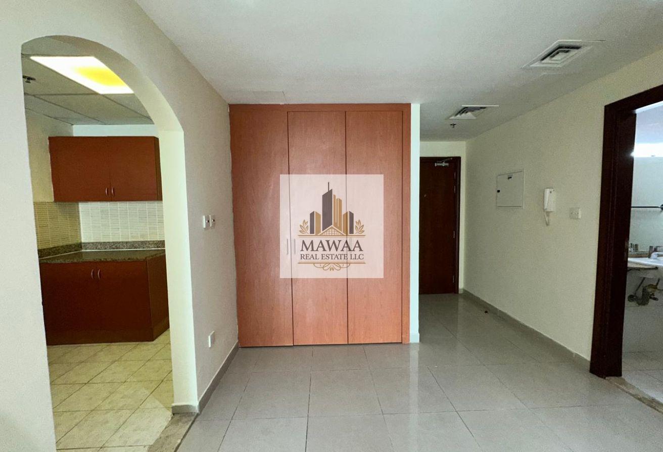 Spacious 1BR | Prime JLT Location | Vacant photo 4