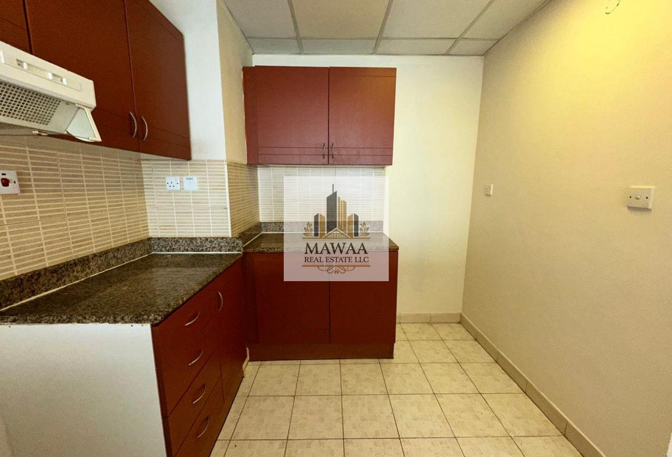 Spacious 1BR | Prime JLT Location | Vacant photo 5