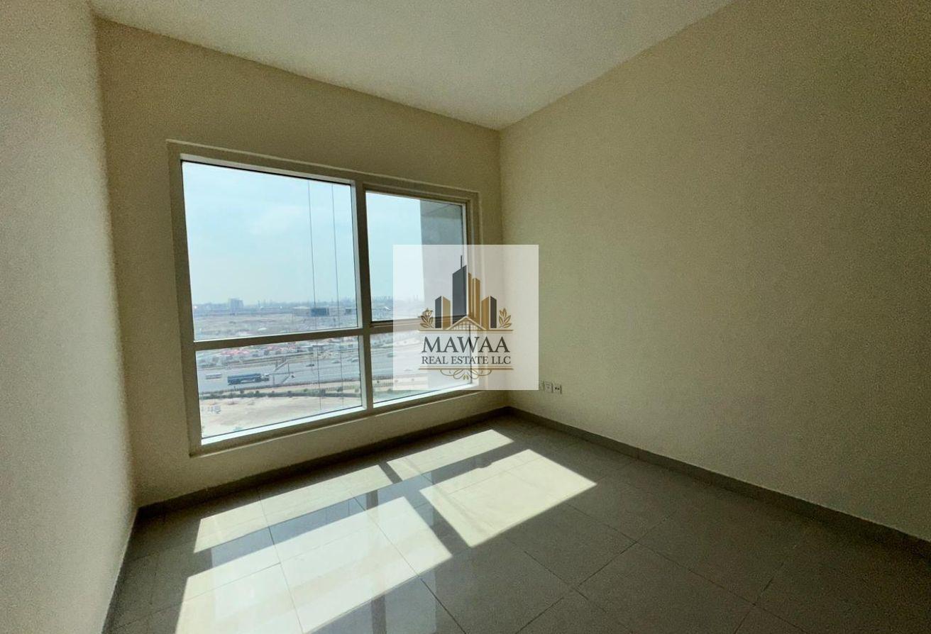 Spacious 1BR | Prime JLT Location | Vacant photo 10