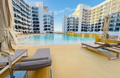 شقة - 1 حمام للايجار في عزيزي ميراج - ستوديو سيتي - دبي