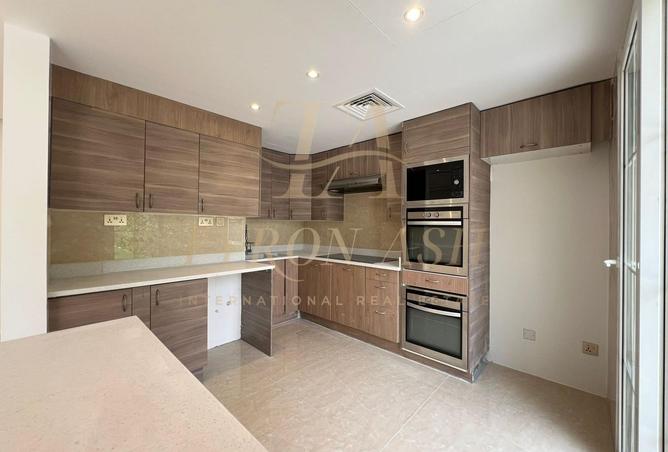 70671085 - صورة العقار 3