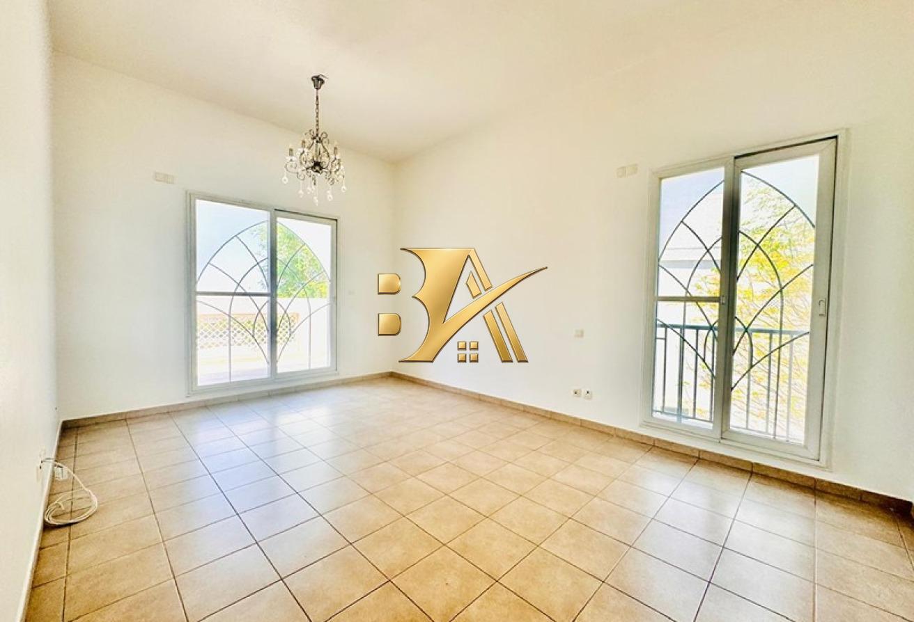 CLOSER TO POOL | GOOD LOACTION| WELL MAINTAINED photo 4