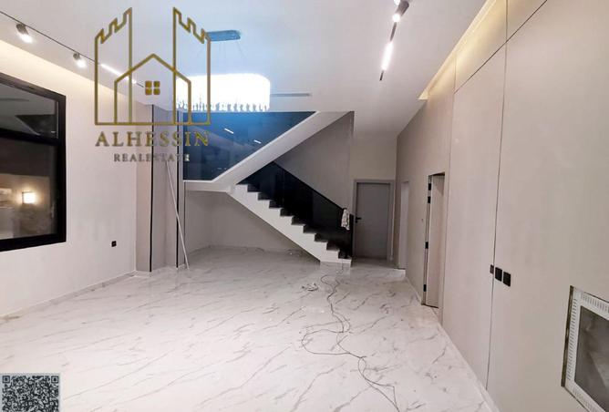 70671028 - Property Image 2