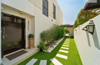 Townhouse - 3 Bedrooms - 4 Bathrooms for sale in Akoya Play - Damac Hills 2 - Dubai
