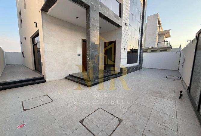 60551719 - Property Image 2