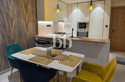 شقة - 1 - 2 للايجار في مساكن بيفيرلي - الضاحية 13 - قرية جميرا الدائرية - دبي شقة - 1 - 2 للايجار في مساكن بيفيرلي - الضاحية 13 - قرية جميرا الدائرية - دبي