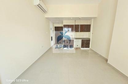 Apartment - Studio - 1 for rent in Muwaileh 3 Building - Muwaileh - Sharjah