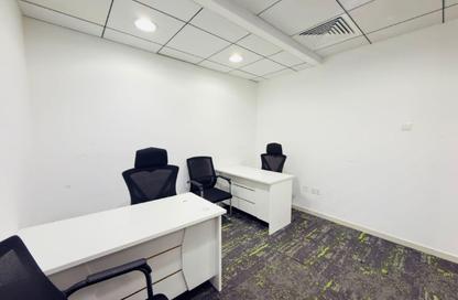Office Space - Studio - 4 Bathrooms for rent in Hamdan Street - Abu Dhabi