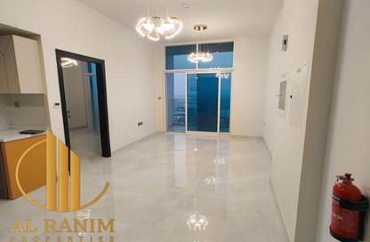 شقة - غرفة نوم - 2 حمامات للايجار في سكايز من دانوب - ارجان - دبي